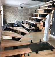 Escalier en colimaçon intérieur en acier inoxydable sur mesure YL METAL avec marches en bois et garde-corps en verre