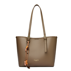 Bolso Tote de Mujer, Lujoso y Moderno, Material PU y Poliéster, Portátil, Anti-Robo, con Detalle de Borla, para Uso Diario - Product Image 4