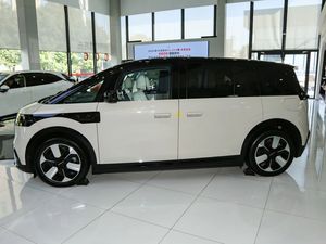 Venta anticipada 2025 año New Zeekr Mix Medium MPV Vehículo eléctrico (EV) Hecho en China Dirección izquierda New Energy Vehicle - Product Image 2