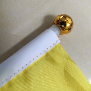 Mini-drapeaux à main <span class=keywords><strong>du</strong></span> Qatar pour la <span class=keywords><strong>Coupe</strong></span> <span class=keywords><strong>du</strong></span> <span class=keywords><strong>Monde</strong></span> de football, 32 équipes, avec bâton en PP et tissu polyester - Product Image 4