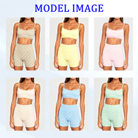 Soutien-gorge de yoga pour femme à col carré, respirant, séchage rapide, avec bretelles contrastées et logo personnalisé, haute élasticité, pour entraînement, gym, fitness et loisirs