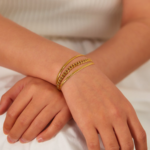 Pulsera de Eslabones Cubanos Planos Multicapa de Acero Inoxidable con Baño de Oro PVD de 18K, Cadena de Eslabones Cubanos para Mujer, a la Moda - Product Image 4