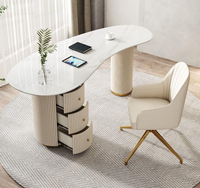 Bureau de direction minimaliste de style italien, avec plateau en dalle de roche, idéal pour les salles d'étude, les salons de beauté et les cabinets médicaux.