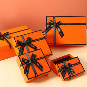 Fornitura di scatole di imballaggio regalo personalizzate da 10 pollici alla rinfusa scatola di carta per imballaggio all'ingrosso può dimensioni personalizzate con fiocco a nastro per il presente - Product Image 3