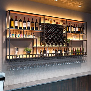 モダンなデザインの商業用居酒屋バークラブ家具多層鉄壁掛けワイン棚木製家庭用家具
