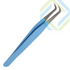 Pince à épiler professionnelle en acier inoxydable durable, pointe fine et inclinée, pour l'épilation et l'extension des cils, usage beauté - Product Image 1