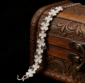 Bracelet papillon fait main au design ethnique original - Bracelet cadeau unisexe en argent sterling - Product Image 5