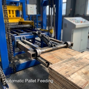 Machine de fabrication de blocs de béton entièrement automatisée HF Machinery QT4-16, conçue pour une production quotidienne maximale et des économies de main-d'œuvre - Product Image 6