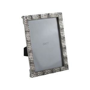 Cadre métallique de qualité supérieure pour photos et œuvres d'art, design élégant pour la maison et le bureau, disponible au meilleur prix - Product Image 3