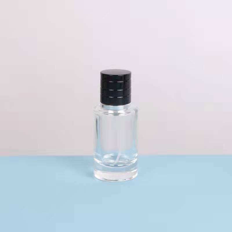 โปร่งใสมีฝาปิดแบบกากบาท