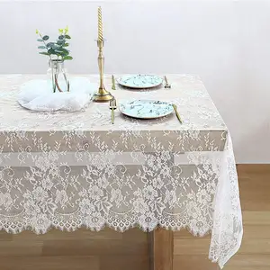 Acessórios do vestido de casamento Toalha de mesa branca bordada cheia da tela do laço