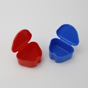 Estuche portátil para dentaduras postizas LK-418, almacenamiento oral triangular para adultos, tamaño grande - Product Image 2