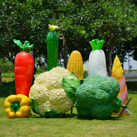 Outdoor Eco-Vriendelijke Gesimuleerde Fruit Groente Glasvezel Sculptuur Boomgaard Kleuterschool Aardbei Druif Model Boerderij Decoratie