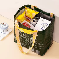 Sacs fourre-tout réutilisables en polypropylène Sac à provisions PP tissé imperméable et écologique Sac PP tissé laminé recyclable avec vêtement