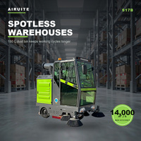 Balayeuse de voirie électrique autoportée 2000 mm, machine de nettoyage de sols industrielle, bac à poussière 180 L, camion de balayage à changement de vitesse intelligent