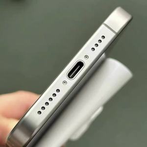 <span class=keywords><strong>Smartphone</strong></span> Usato Modello <span class=keywords><strong>iPhone</strong></span> 15 Pro Max 1TB, 15 Pro Sbloccato di Fabbrica, Bianco e Nero, Telefono15 a Prezzo all'Ingrosso - Product Image 3