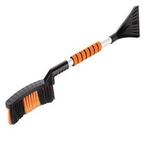 Vente chaude Prix Usine de produit de <span class=keywords><strong>soin</strong></span> de voiture de brosse à neige avec grattoir à glace - Product Image 1