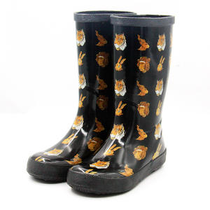 Droit d'auteur chinois personnalisé imperméable bébé bottes <span class=keywords><strong>de</strong></span> <span class=keywords><strong>pluie</strong></span> gomme en caoutchouc recyclable pour les enfants en gros - Product Image 1