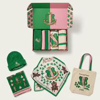 Ensemble cadeau de bonnets en acrylique tricotés personnalisés en gros, rose et vert, avec lettres grecques 1908, souvenir universitaire pour sororité