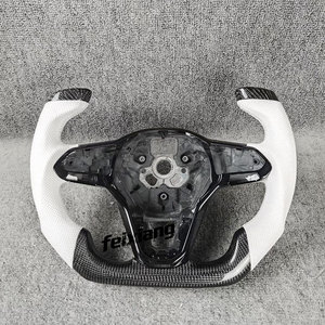 Volant en fibre de carbone pour modification et amélioration de Volkswagen <span class=keywords><strong>Golf</strong></span> 8 <span class=keywords><strong>GTI</strong></span> Polo - Product Image 4