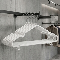 Cintres en métal floqués PVC pour adultes, antidérapants, idéaux pour les magasins de vêtements et les nettoyages à sec