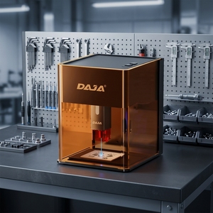 Grabador Láser DAJA DJ6 Pro Mejorado con Columnas Altas de 360° °   Grabado Rotatorio Disponible para Objetos Cilíndricos como Anillos y Tazas - Product Image 1