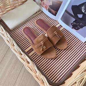 Zapatillas de mujer 2025, nuevos estilos, zapatos planos antideslizantes, venta al por mayor, zapatillas de lujo para mujer, zapatillas deslizantes de diseñador de marca famosa - Product Image 3