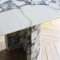 Table à manger ovale moderne de luxe sur mesure en marbre italien Calacatta Viola avec veines violettes, écologique, pour appartement et villa