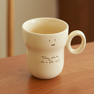 Tazze da tè carine in porcellana all'ingrosso con tazze con manico tazza da caffè con faccina sorridente 330ml - Product Image 3