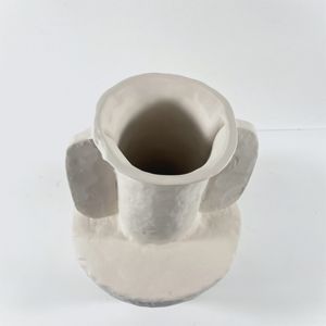 Jarrón de Mesa Moderno Hecho a Mano, Diseño Contemporáneo Exquisito con Acabado Mate, Estilo Clásico Único para Decoración del Hogar - Product Image 3