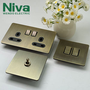 Interrupteurs muraux de luxe en acier inoxydable série NV2 Double prise UK Type 146 pour hôtel ou maison - Product Image 3