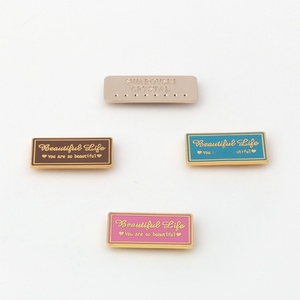 Étiquette de sac en alliage de zinc, accessoire pour sacs et vêtements, couleur or ou personnalisée, logo personnalisé accepté, sans nickel, échantillonnage accepté - Product Image 2