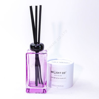 Diffuseur d'huiles essentielles sans flamme, parfum longue durée, diffuseur à bâtonnets en verre rose carré, coffret avec bâtonnets
