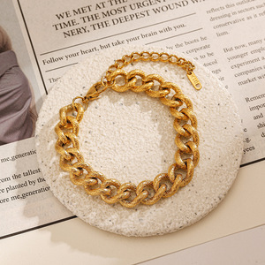 Pulsera de acero de titanio chapada en oro, cadena en espiral, ajustable, joyería unisex YB11_1 - Product Image 1