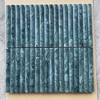 Carreaux de marbre à cannelures courbes en marbre Garniture crayon Panneaux de porte en travertin à cannelures personnalisées Mosaïque de pierre Carreaux muraux douche