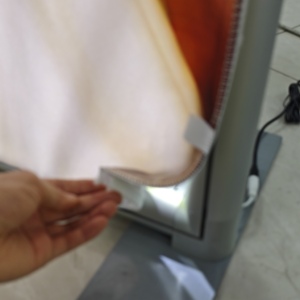Caja de Luz LED Redonda de Aluminio Plateado de 20 Pulgadas para Exhibición en Mostrador - Product Image 5