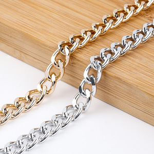 Cadena de Aluminio en Rollo, Disponible en Stock |   Rollo de 5 Metros en Varios Tamaños y Estilos para Correas de Bolsos y Asas de Cadena Personalizadas para Carteras - Product Image 3
