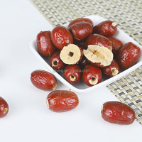 Modèles explosifs Date rouge lyophilisée saine Vente en gros de haute qualité Snack aux fruits Source Dates rouges lyophilisées en usine