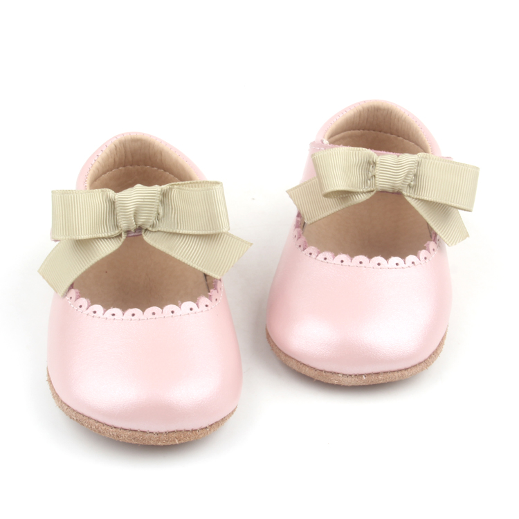Que talla de zapatos usa tu bebé? - Aprende a medir la talla de pie de tu  bebé