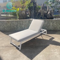 Nouvelle chaise longue de jardin d'extérieur avec table basse, chaise longue de plage en aluminium, imperméable, pour jardin, hôtel, bord de piscine