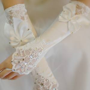 2025 nouveau Satin fête mitaines femmes gants de <span class=keywords><strong>mariage</strong></span> <span class=keywords><strong>ivoire</strong></span> sans doigts dentelle mariée cristal arc fleur pour mariée strass accessoire - Product Image 3
