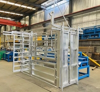 Cage de manipulation pour bétail robuste et automatique de 6 pieds, écologique, avec goulotte de compression, côtés à lattes et barrière de tête complète pour enclos à bétail