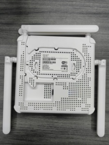 Telecomando GPON <span class=keywords><strong>ONU</strong></span> ONT F680L con <span class=keywords><strong>4GE</strong></span>+4WIFI+POTS, WiFi 2.4G/5.0G, connettore FTTH per unità di rete ottica - Product Image 3