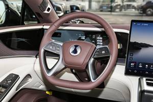 <span class=keywords><strong>รถ</strong></span>ยนต์ไฟฟ้า Denza Z9GT ปี 2024 ผลิตในจีน เป็นที่นิยมในลาวและกัมพูชา <span class=keywords><strong>รถ</strong></span>มือสอง Denza Z9GT - Product Image 6