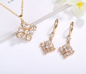 Juego de Joyería Nupcial de Lujo, Oro de 18K, Tendencia 2026, Collar y Aretes para Boda Estilo Dubai, Chapado en Oro Resistente al Deslustre - Product Image 1