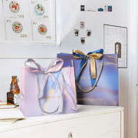 Sacs cadeaux en papier kraft recyclé de luxe avec impression offset, pour Noël, mariage, anniversaire, fête, emballage cadeau, poignées en ruban