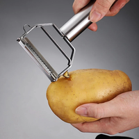 Éplucheur de cuisine multifonctionnel Éplucheur de légumes et de fruits Éplucheur de pommes de terre durable en acier inoxydable Déchiqueteur ménager Éplucheur de carottes