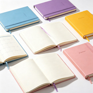 Cuaderno A5 con Flores Púrpuras, Impresión Personalizada, Tapa Dura, Tamaño de Bolsillo, Bloc de Notas con Bordes Pintados, Acabado de Tapa Dura - Product Image 1