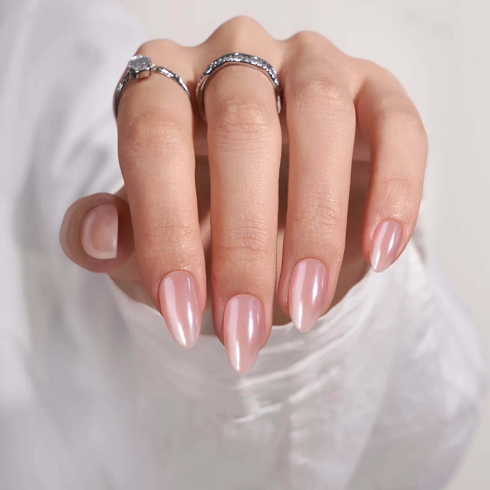 30pcs 도매 공장 부드러운 젤 프레스 손톱에 가짜 디자인 프레스 스틱 거짓 손톱에 공급 업체 짧은 아몬드 유약 손톱
