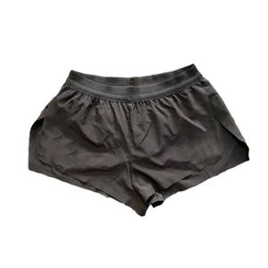 <span class=keywords><strong>Pantaloncini</strong></span> Sportivi Larghi da <span class=keywords><strong>Allenamento</strong></span> e Fitness con Cuciture Termosaldate ad Asciugatura Rapida e Vita Elasticizzata per Corsa e Maratona Traspiranti per Uomo e <span class=keywords><strong>Donna</strong></span> - Product Image 3